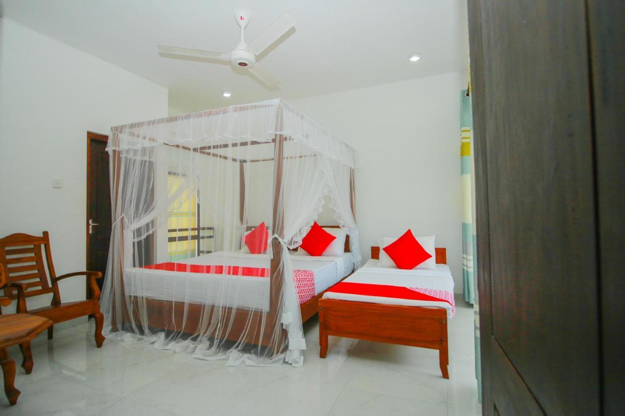 Onaro Beach View Matara Exterior foto